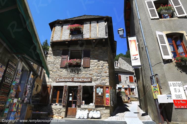 Chaudes Aigues Cantal randonn�e  Auvergne  Rh�ne-Alpes France www.remylacroixphoto.com