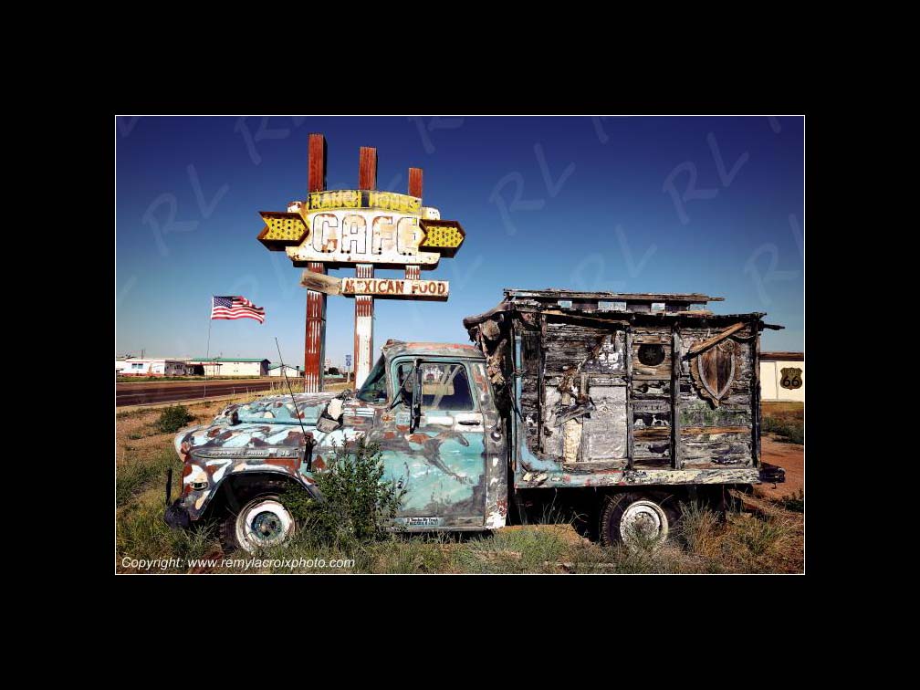 Ranch House Cafe Old Camper Van Route 66 Tucumcari New-Mexico USA