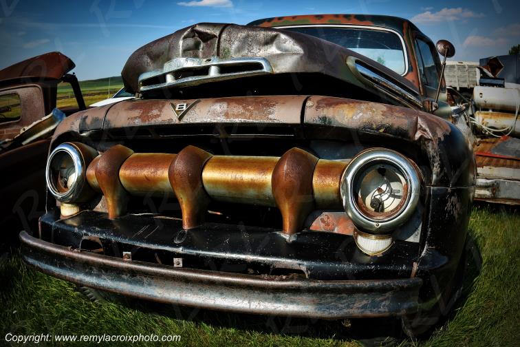 Pickup Truck Ford wreck Saskatchewan Canada www.remylacroixphoto.com #ford #pickuptruck #canada