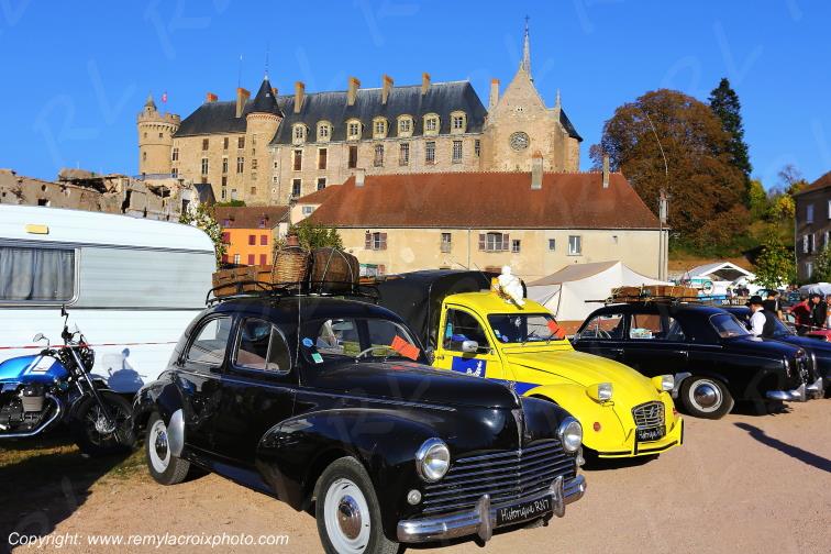 Embouteillage de Lapalisse Route Nationale 7 Allier Auvergne Rh�ne-Alpes France www.remylacroixphoto.com