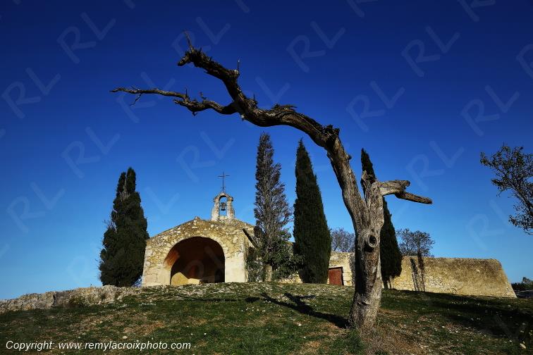 Chapelle Saint Sixte d'Eygali�res Alpilles Bouches du Rh�ne Provence Alpes C�te d'Azur France www.remylacroixphoto.com