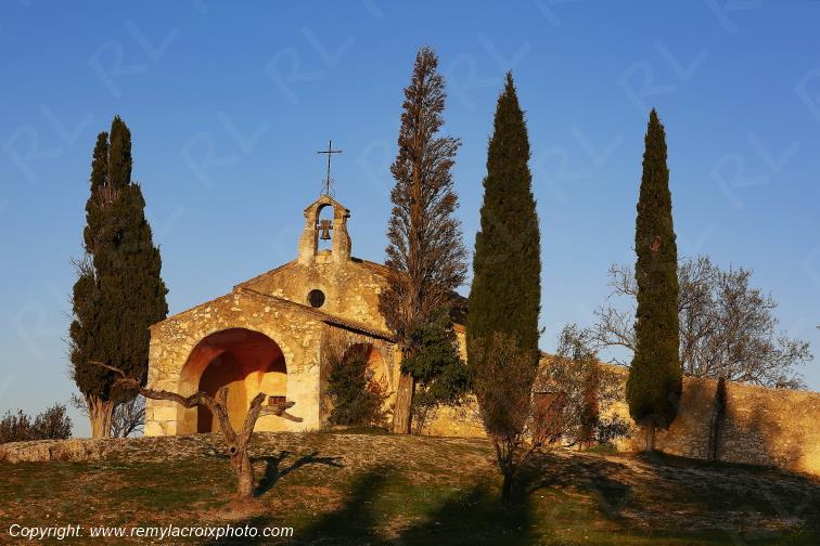 Chapelle Saint Sixte d'Eygali�res Alpilles Bouches du Rh�ne Provence Alpes C�te d'Azur France www.remylacroixphoto.com