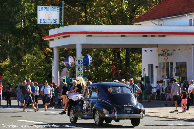 Embouteillage de Lapalisse Route Nationale 7 Allier Auvergne Rh�ne-Alpes France www.remylacroixphoto.com