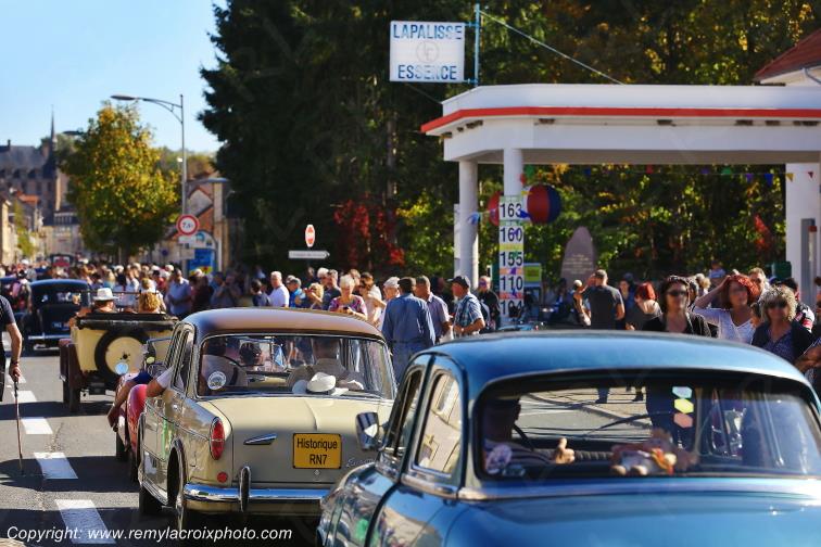 Embouteillage de Lapalisse Route Nationale 7 Allier Auvergne Rh�ne-Alpes France www.remylacroixphoto.com