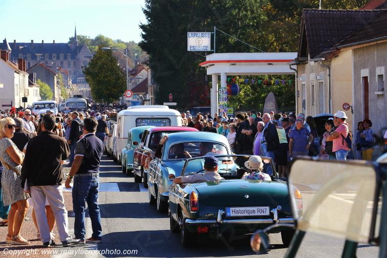 Embouteillage de Lapalisse Route Nationale 7 Allier Auvergne Rh�ne-Alpes France www.remylacroixphoto.com