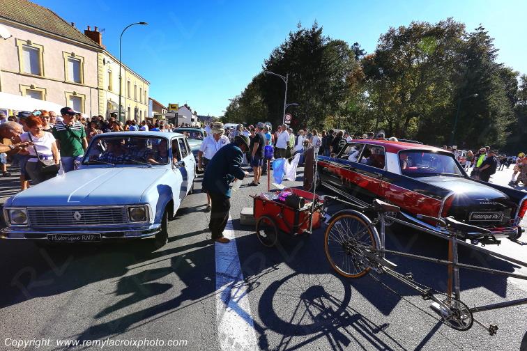 Embouteillage de Lapalisse Route Nationale 7 Allier Auvergne Rh�ne-Alpes France www.remylacroixphoto.com