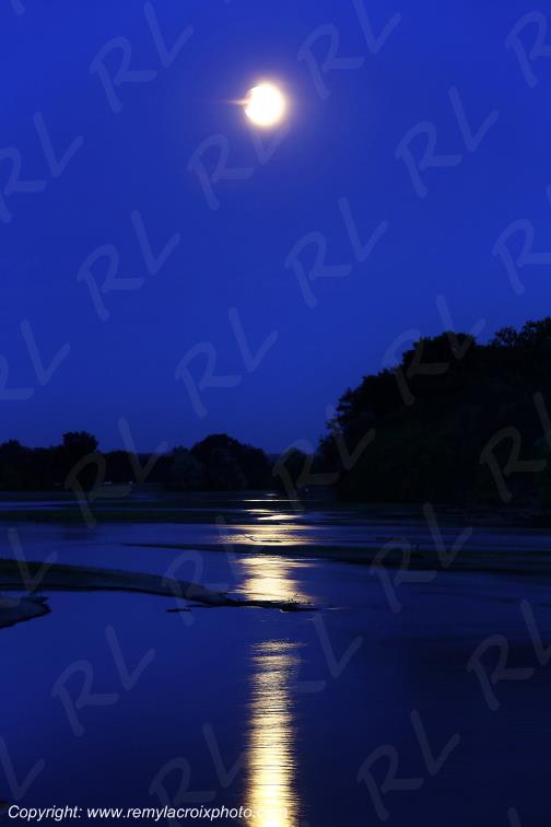 Apremont sur Allier Plus Beaux villages de France Cher Berry Centre Val de Loire France www.remylacroixphoto.com