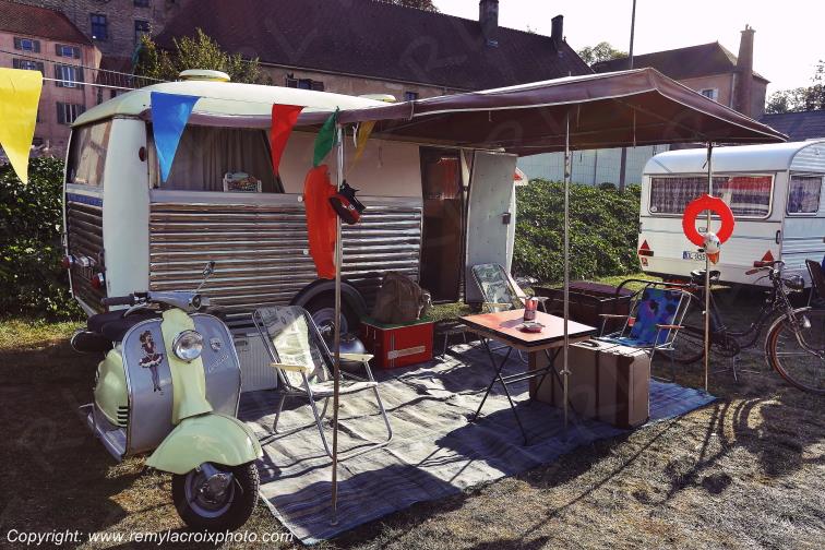 Embouteillage de Lapalisse Route Nationale 7 Allier Auvergne Rh�ne-Alpes France www.remylacroixphoto.com