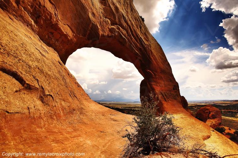 Wilson Arch Moab Utah USA www.remylacroixphoto.com