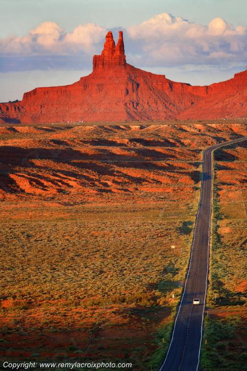 Monument Valley Dineh Navajo Utah Arizona USA www.remylacroixphoto.com