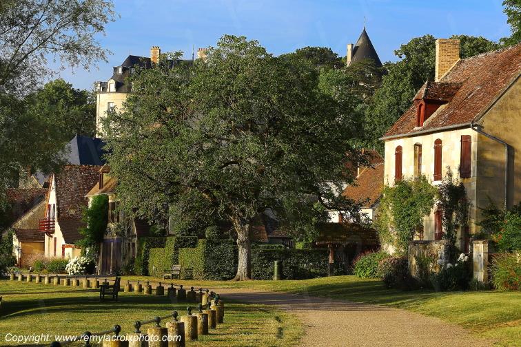 Apremont sur Allier Plus Beaux villages de France Cher Berry Centre Val de Loire France www.remylacroixphoto.com